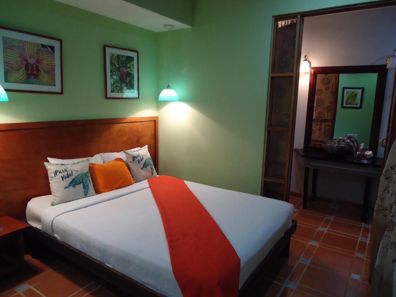 Hotel Mandarina Кепос Экстерьер фото